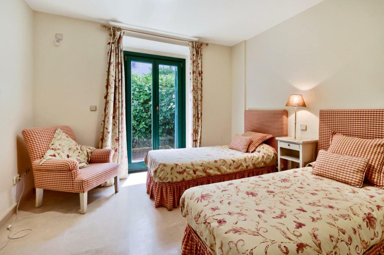 Villa Adosado En Ribera Del Emperador à Sotogrande Extérieur photo